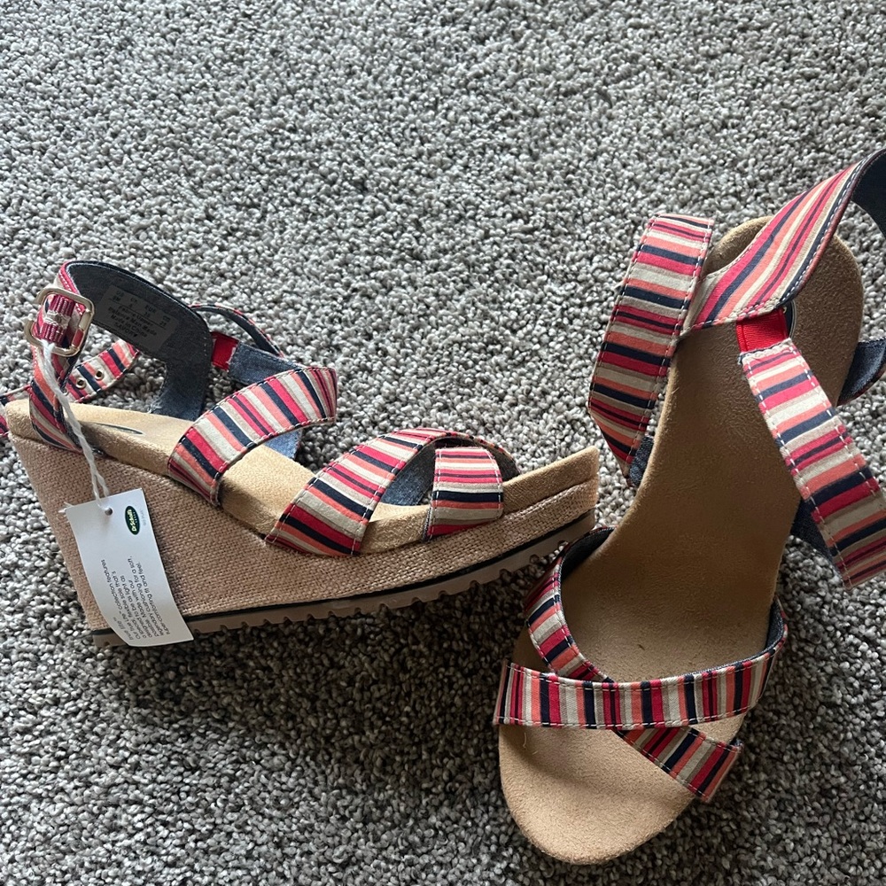 Dr. School’s wedge, brand new